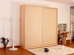 福建價(jià)格劃算的福州百葉移門供應(yīng) 百葉移門價(jià)格圖片|福建價(jià)格劃算的福州百葉移門供應(yīng) 百葉移門價(jià)格產(chǎn)品圖片由福州廣樂居門業(yè)公司生產(chǎn)提供-